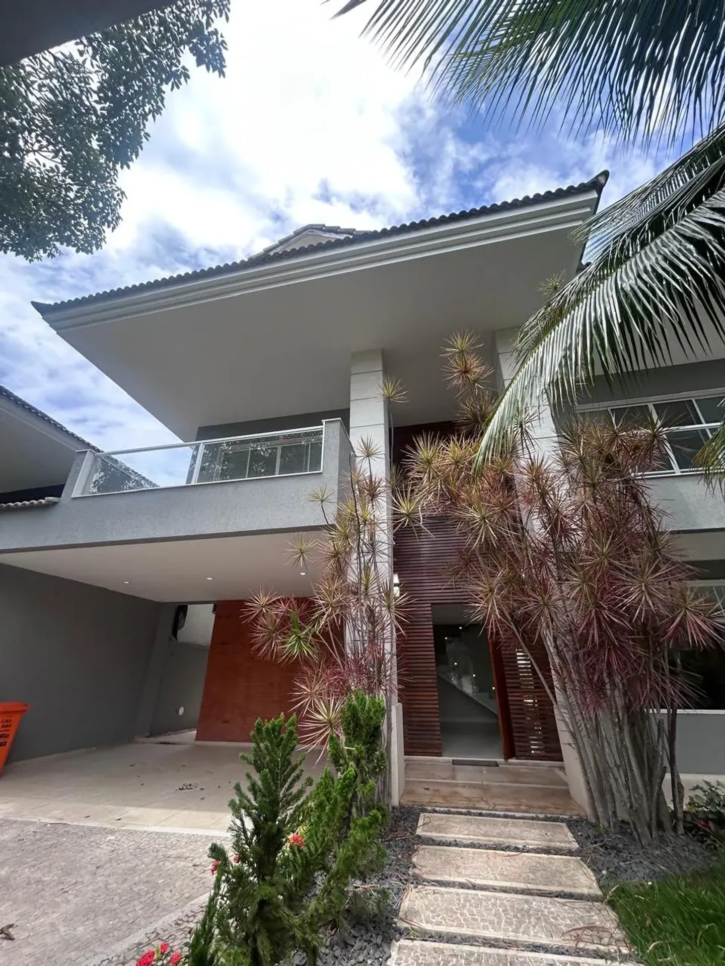 5-bedroom house with a walk-in closet in Rio de Janeiro — photo 29