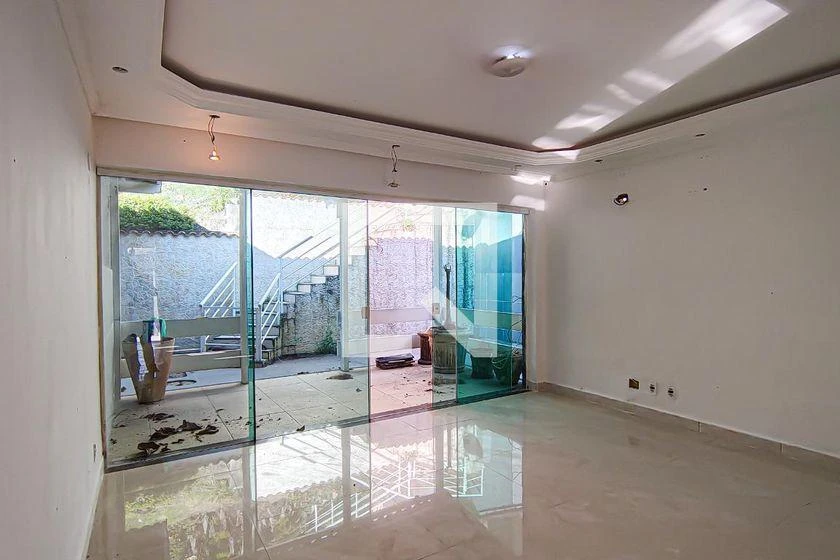 Rental house with 3 bedrooms and 217 m² — photo 11