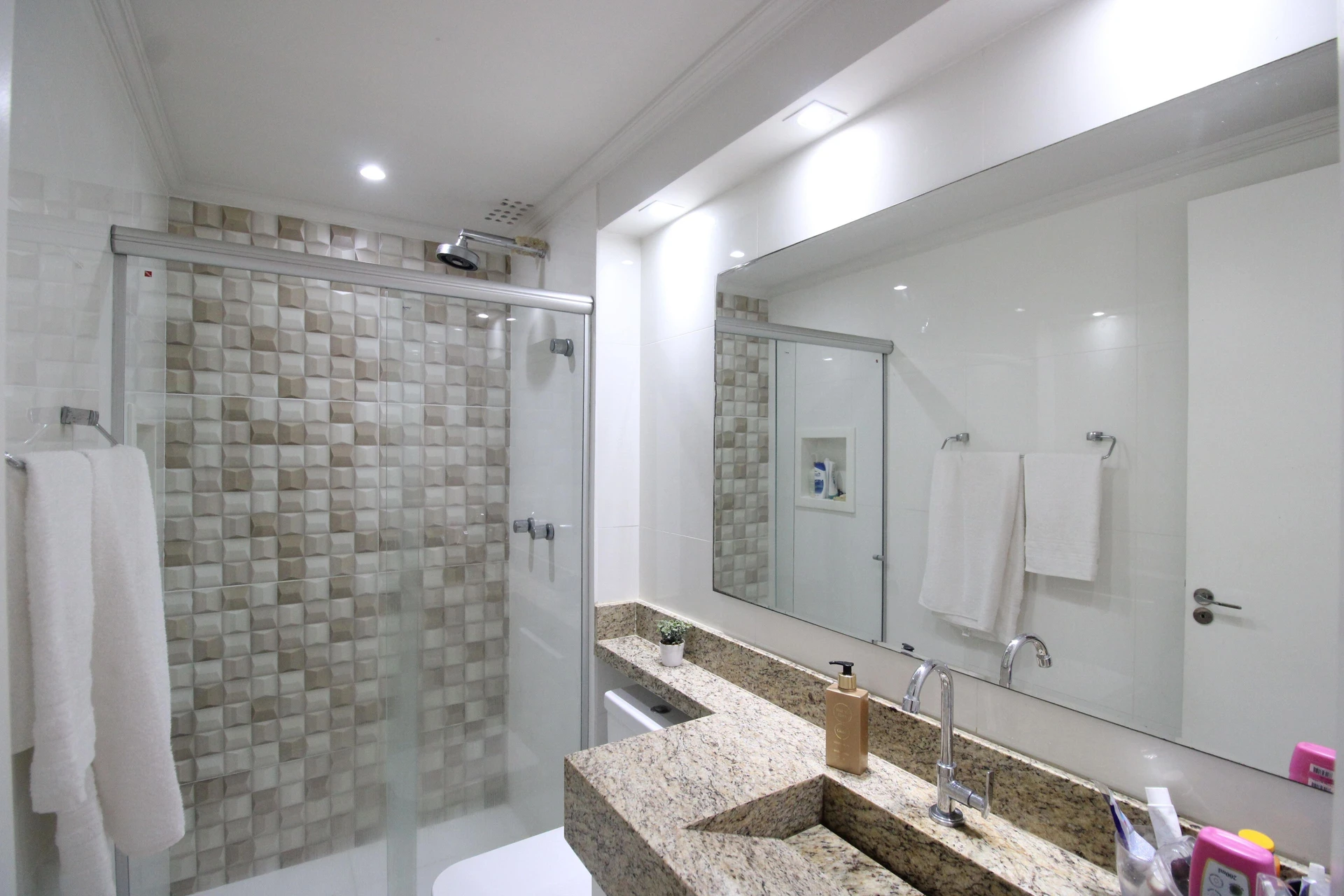 Apartamento mobiliado com 3 quartos e varanda — photo 23