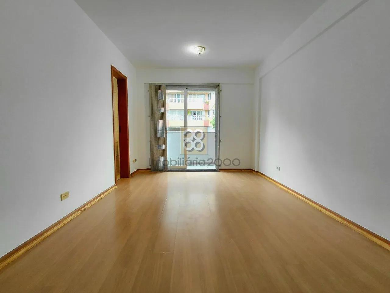 2-bedroom apartment with a suite and 2 bathrooms — photo 13