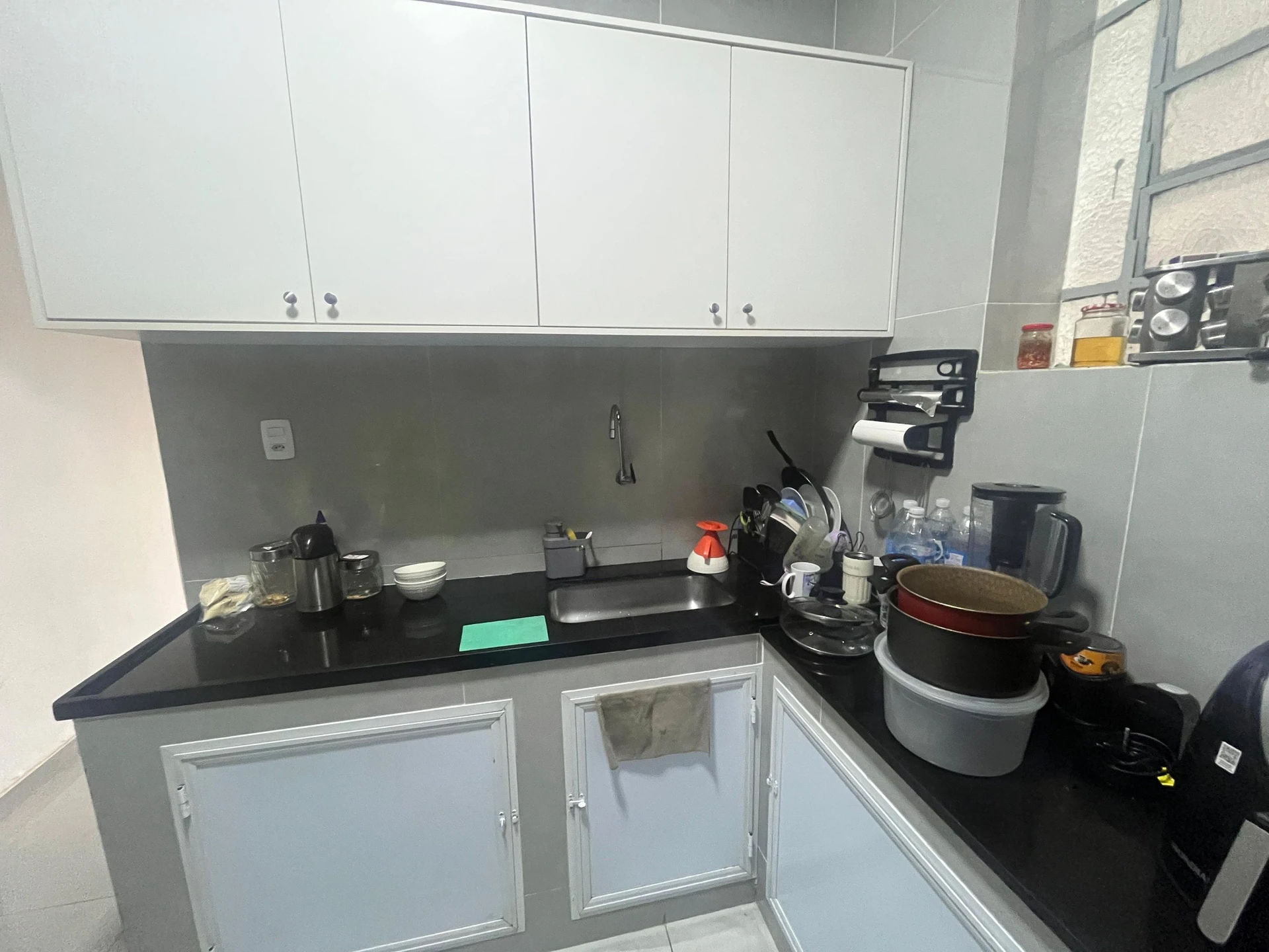 80 m² house with a walk-in closet and a home office — photo 12