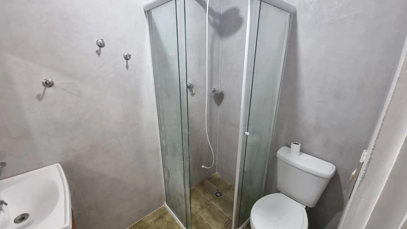 Casa de 4 dormitorios, 2 con baño propio, 220 m², Curitiba — photo 25