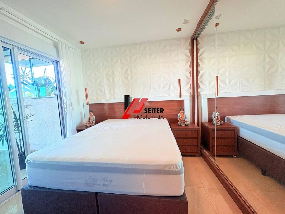2-bedroom apartment with floor-to-ceiling windows — photo 22