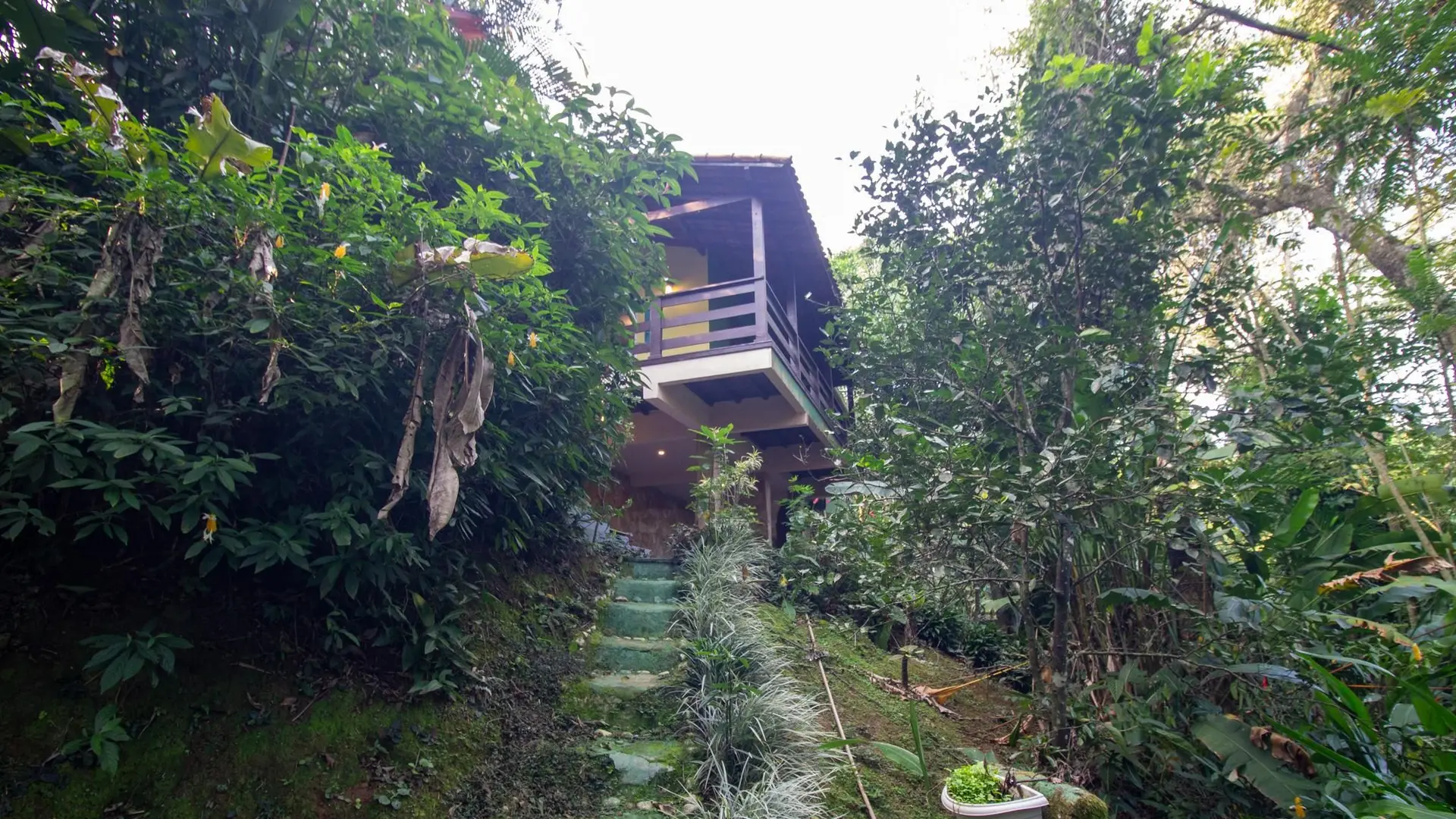 Casa com 4 quartos e 4 banheiros, com 3 vagas — photo 51