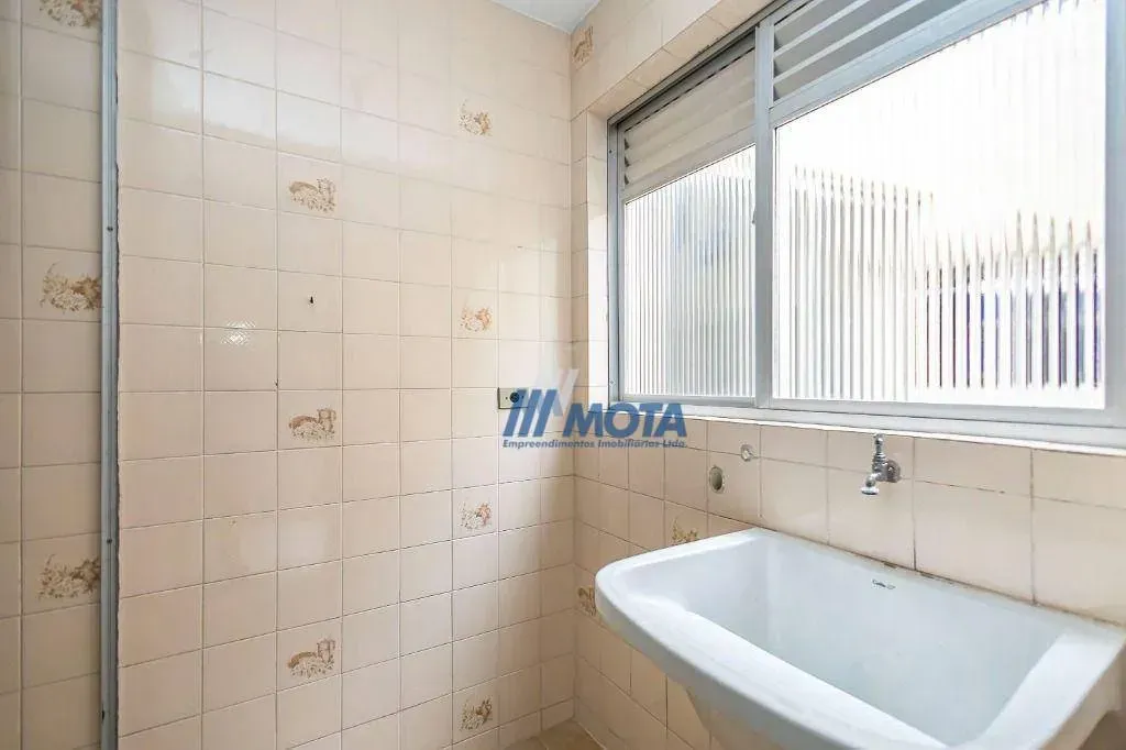2-bedroom apartment with tile flooring — photo 25