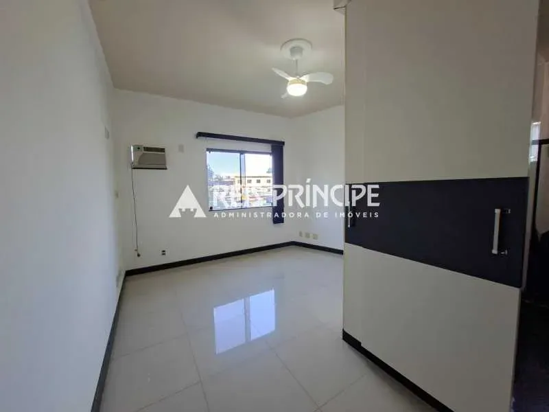 Casa com 5 quartos e 5 banheiros, 364 m² com garagem — photo 21