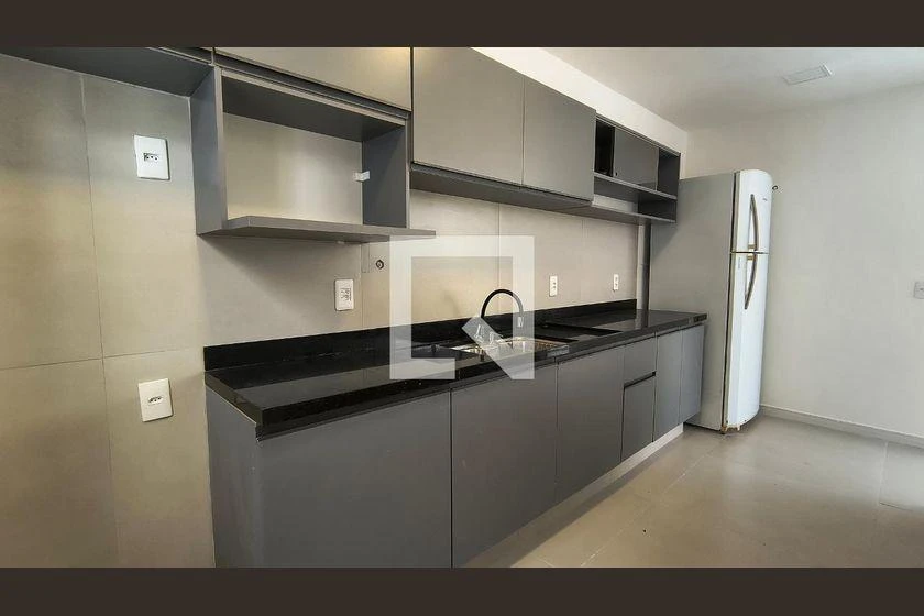 Casa com 3 quartos e 1230 m², pisos em cerâmica — photo 7