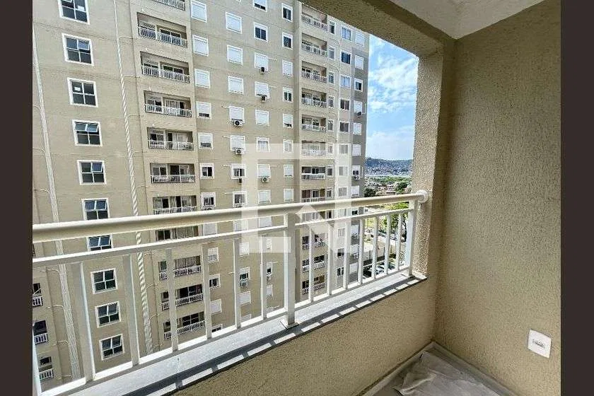 2-bedroom apartment in a building with a pool — photo 6