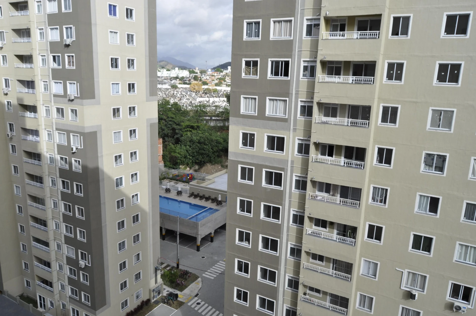 Furnished apartment, 37 m², with a mountain view — photo 21