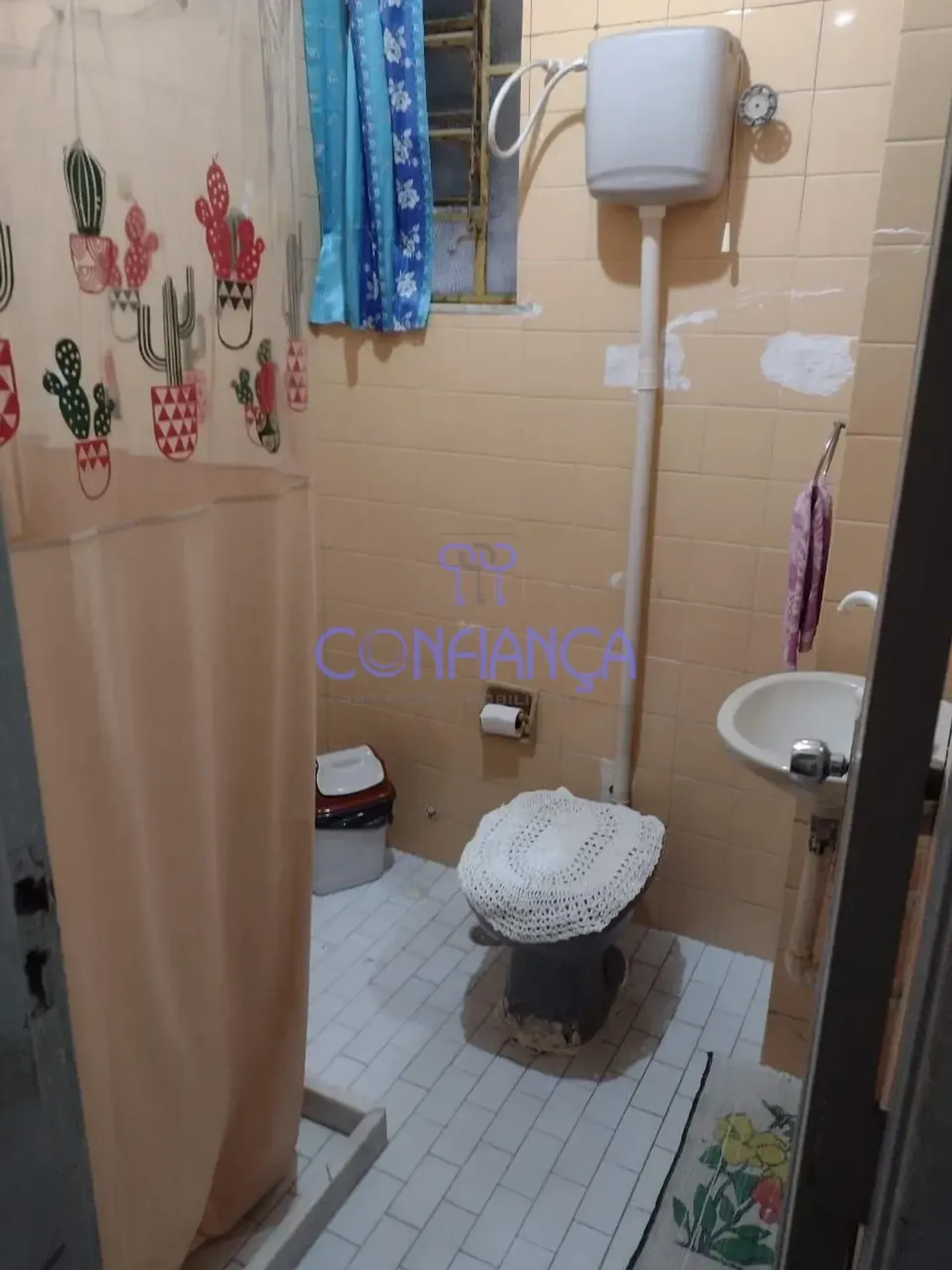 Casa mobiliada com cozinha e fogão a gás — photo 13