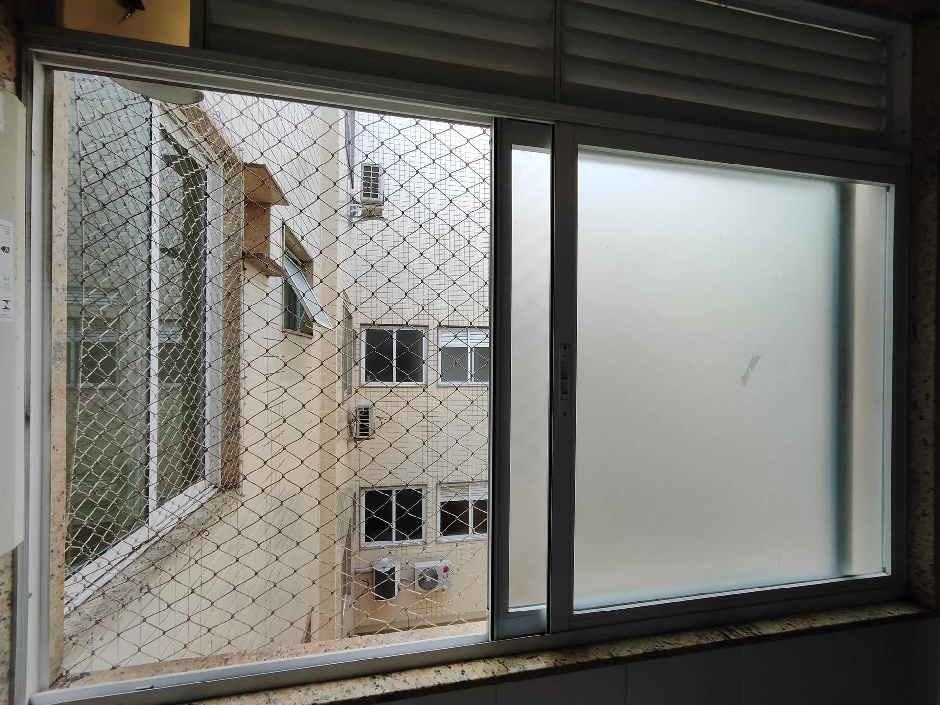 3-bedroom apartment, 1 with its own bathroom, 100 m² — photo 21