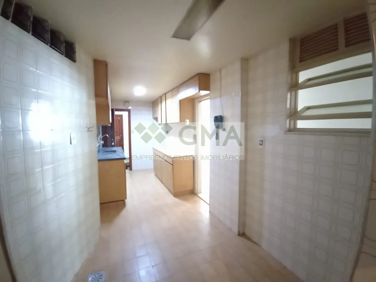 2-bedroom apartment with a bathtub in Rio de Janeiro — photo 5