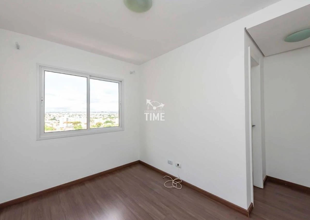 Wood or laminate floors in a 3-bedroom apartment, 69 m² — photo 41