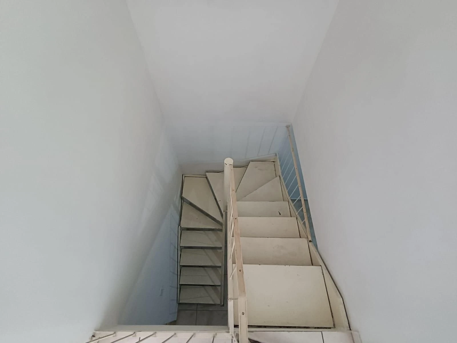 House, 50 m², with a grill on the balcony — photo 33