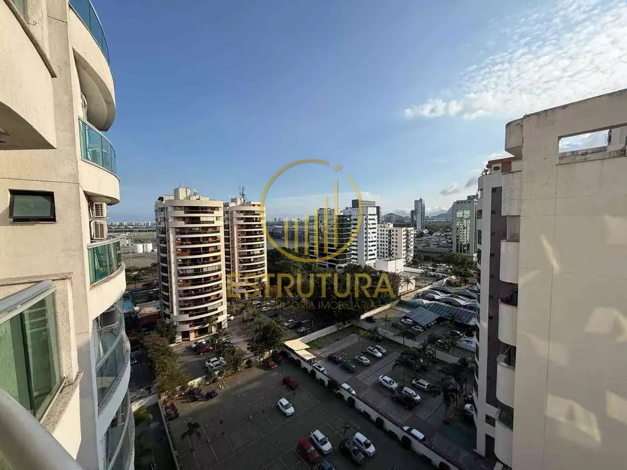 Rental apartment with 2 bedrooms and a balcony — photo 19