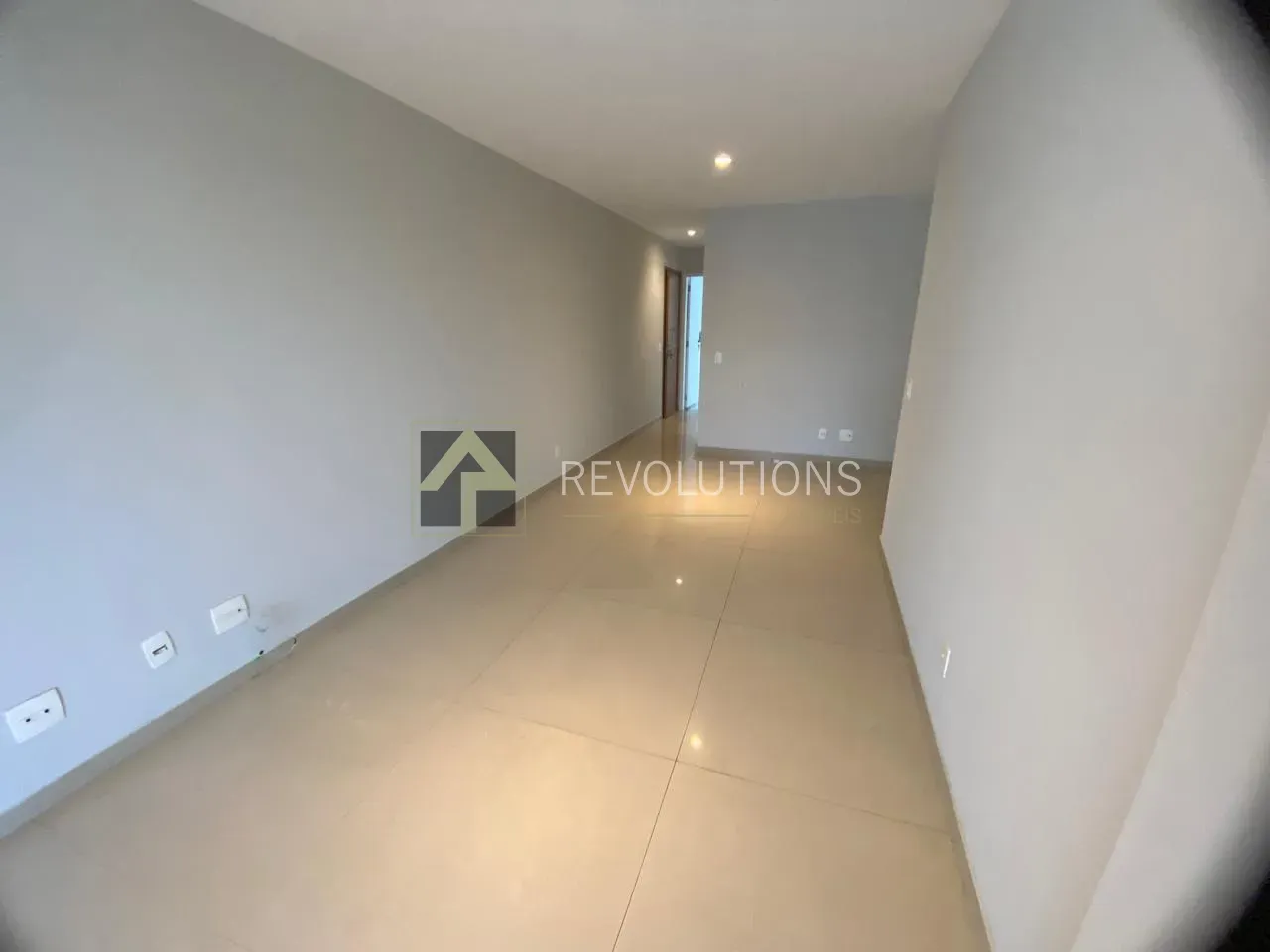 Apartamento de 3 quartos em condomínio com piscina — photo 17