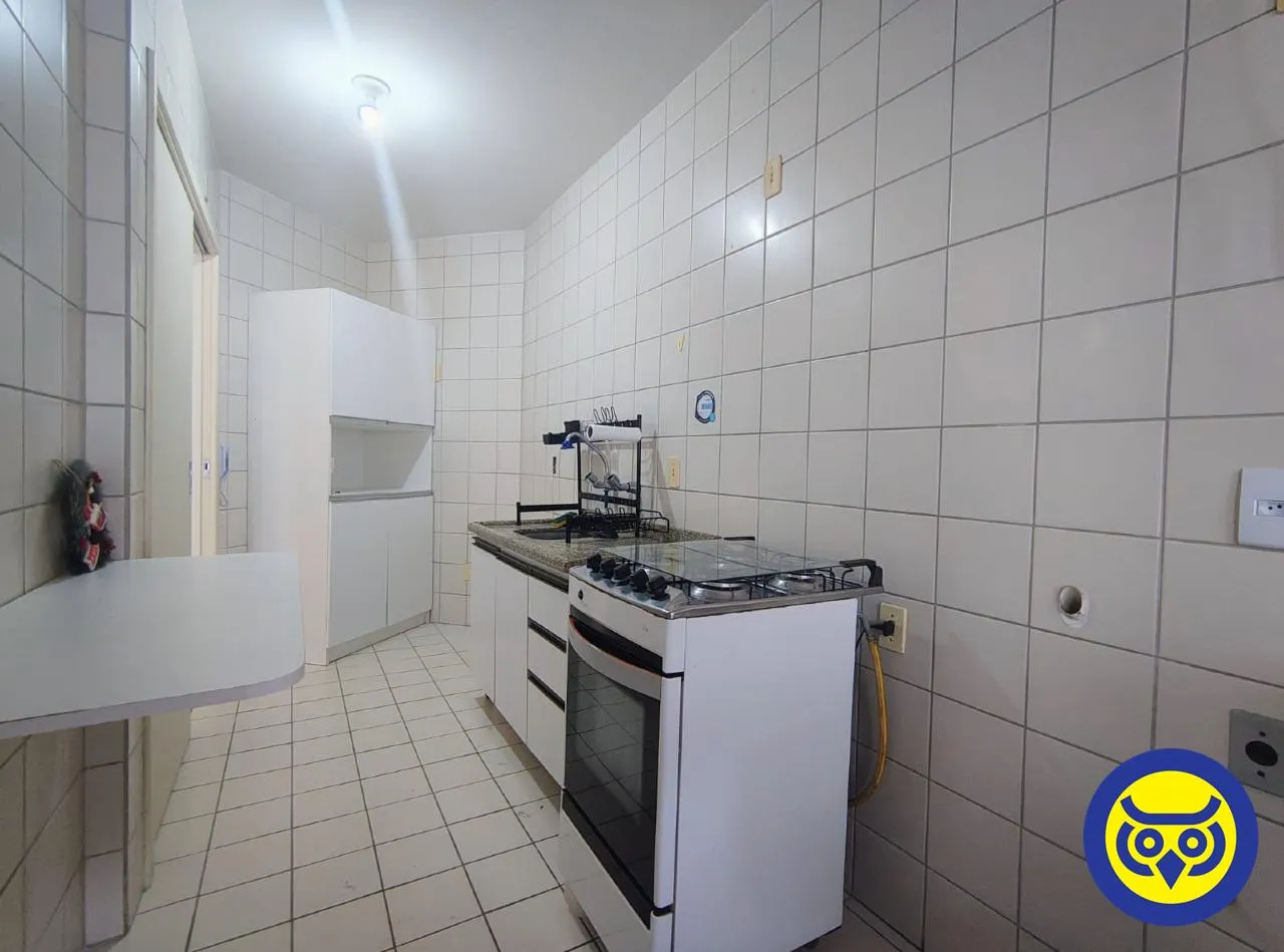 2-bedroom apartment with a mountain view in Florianópolis — photo 13