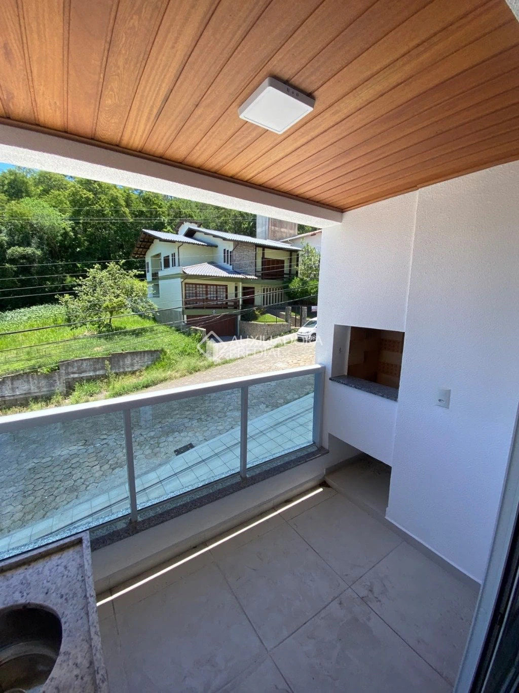 Apartment, 59 m², with a grill on the balcony
