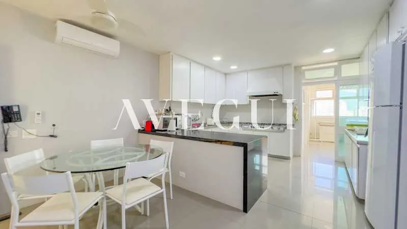 Apartment with 4 suites, 250 m² and 2 parking spots — photo 23