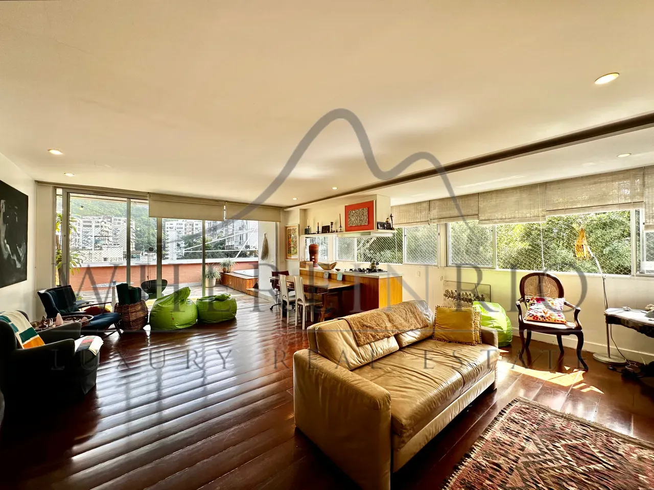 Apartment on the 1st floor with floor-to-ceiling windows — photo 18
