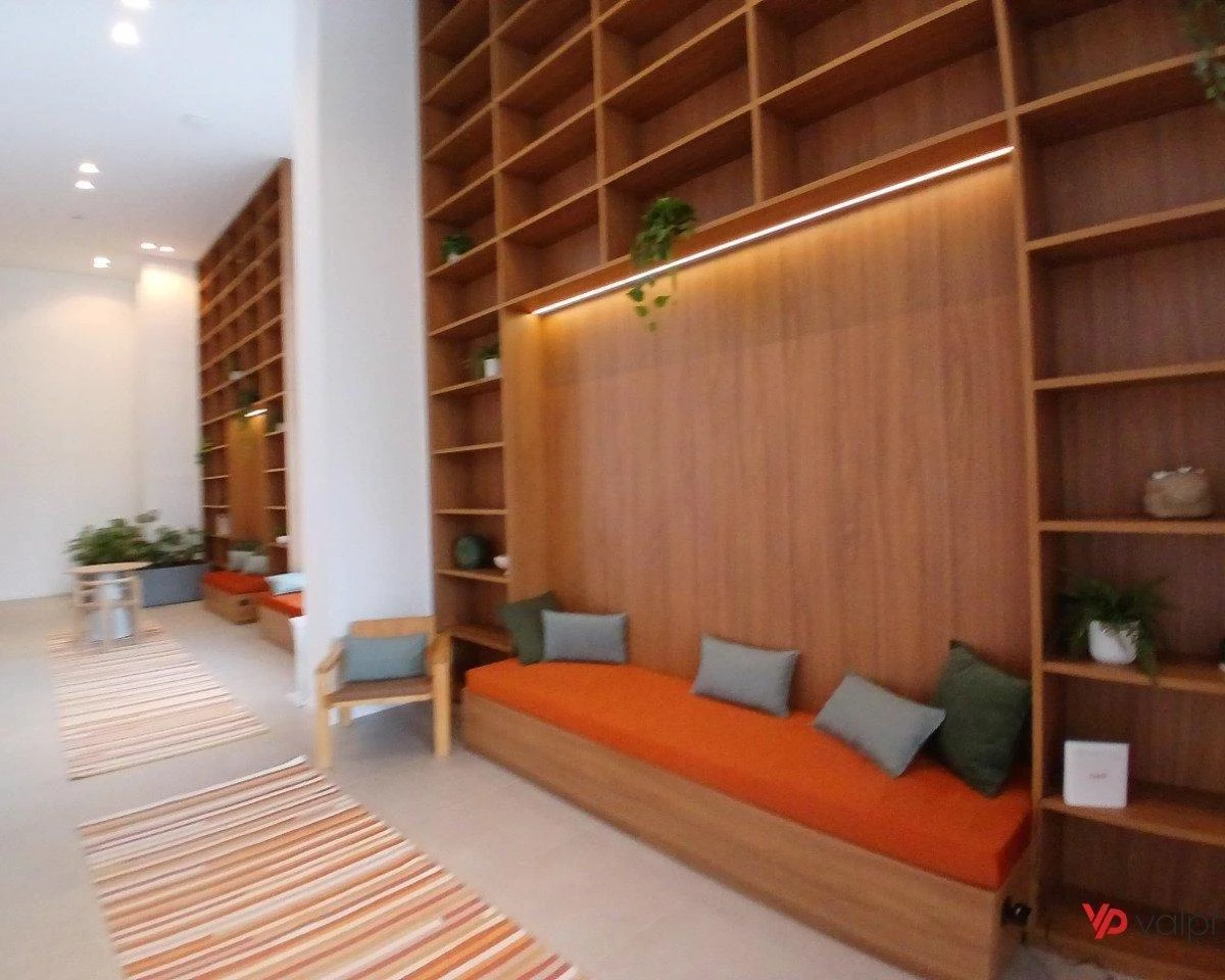 Home office in a one-bedroom apartment, 32 m² — photo 44