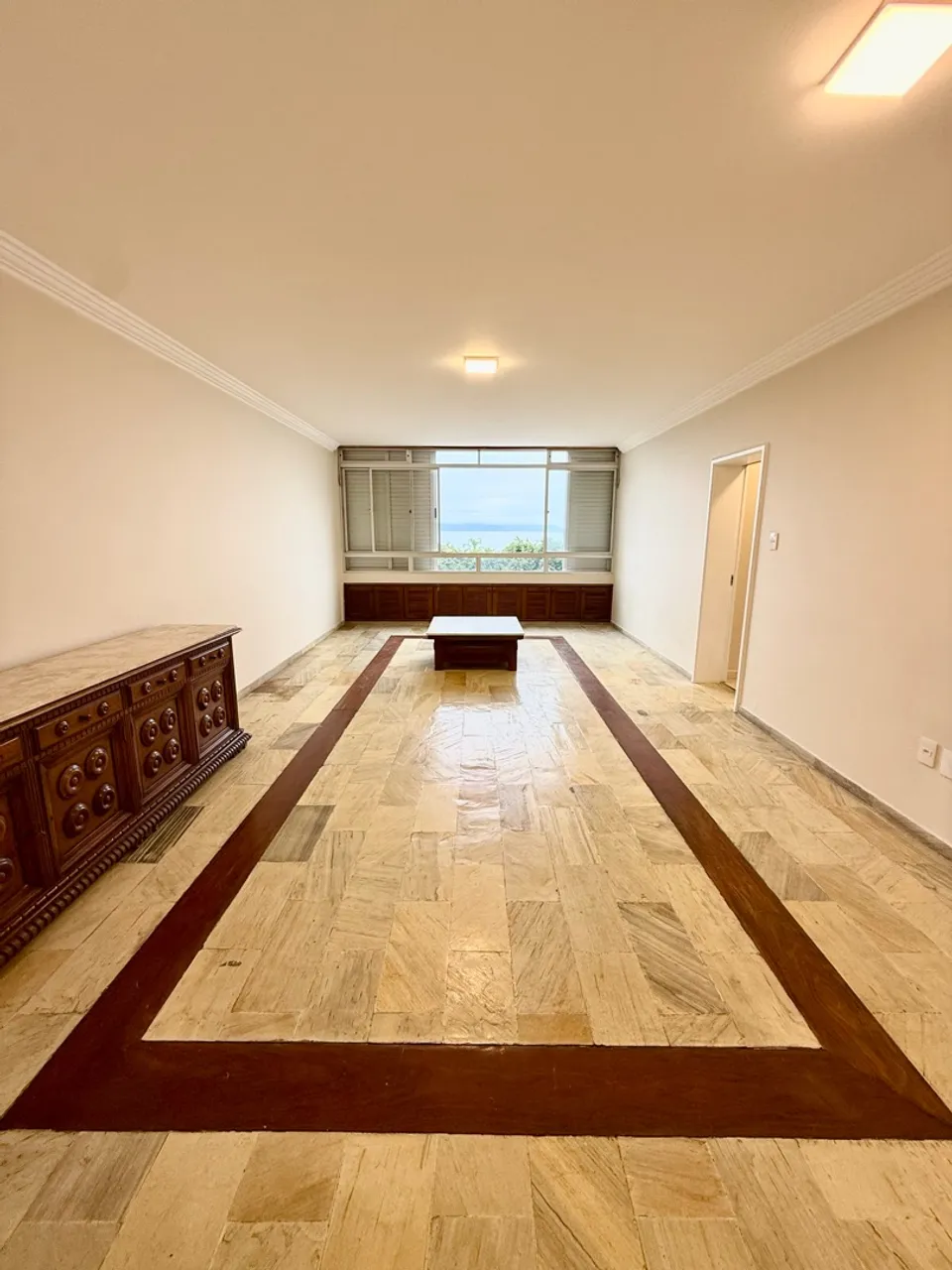 Вид на воду та 4 спальні: квартира 161 м² — photo 3