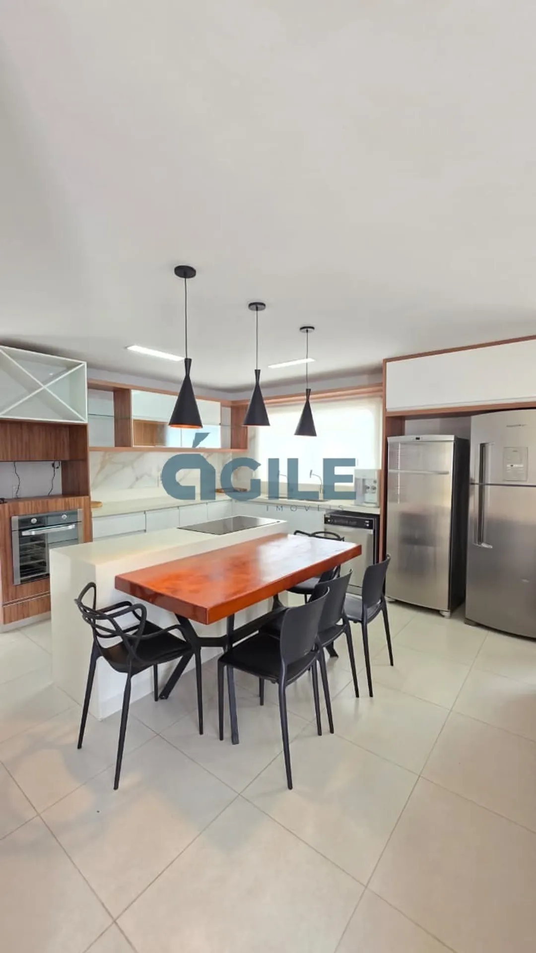 Washing machine in a 4-bedroom house, 200 m² — photo 36