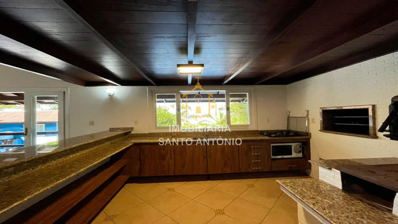 Меблированный дом: 3 спальни, 2 сьюта, 350 м² — photo 56