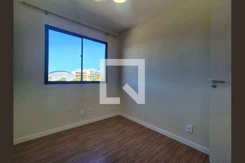 3-bedroom 63 m² apartment with a balcony — photo 5