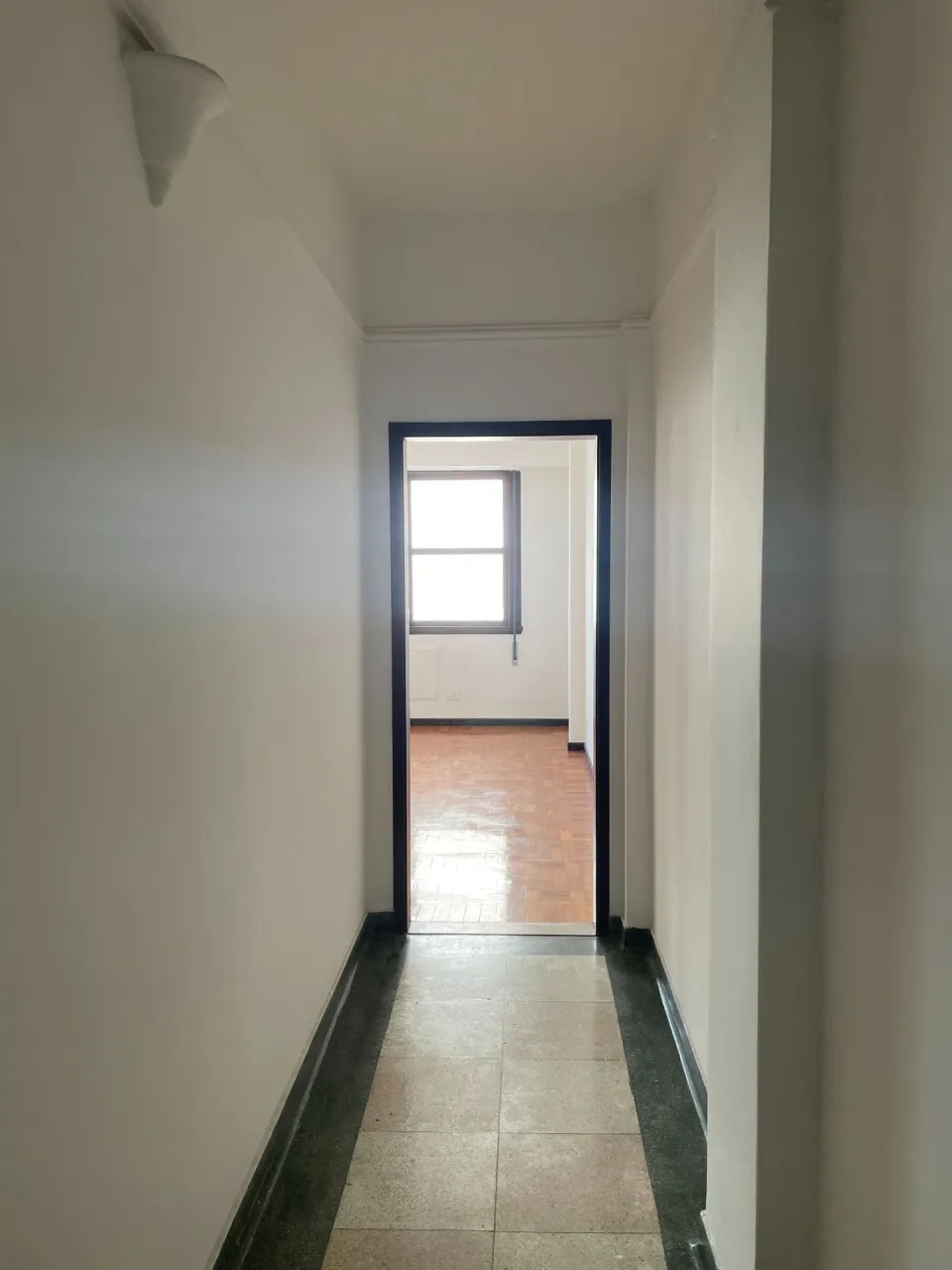 Apartment with open-plan kitchen, 3 bedrooms and parking — photo 12