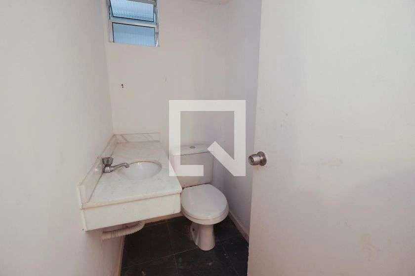 Rental house with 10 bedrooms and a separate kitchen — photo 9