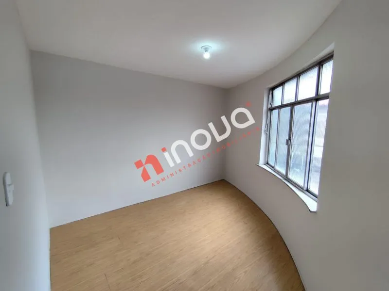 Casa sem mobília com 3 quartos e 1 banheiro — photo 7