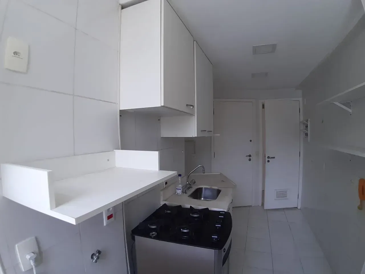 Apartamento mobiliado no 5º andar com varanda fechada — photo 34