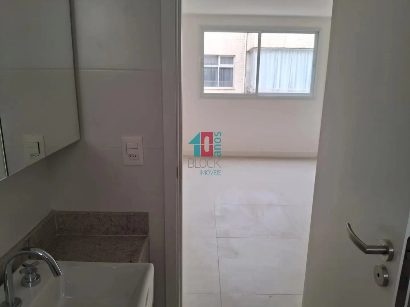 Квартира: 3 спальні, 1 з власною ванною кімнатою, 84 м² — photo 19