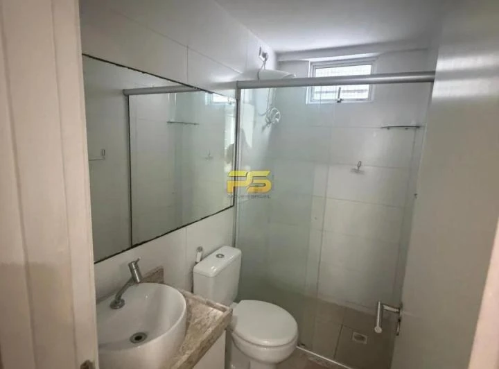Furnished 58 m² apartment with 2 bedrooms and 2 baths — photo 6