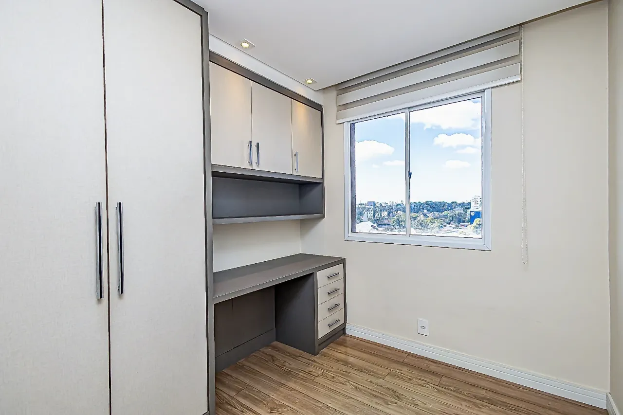 2-bedroom apartment with an open-plan kitchen — photo 19