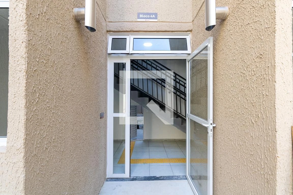 2-bedroom apartment with 1 bathroom and no parking — photo 18