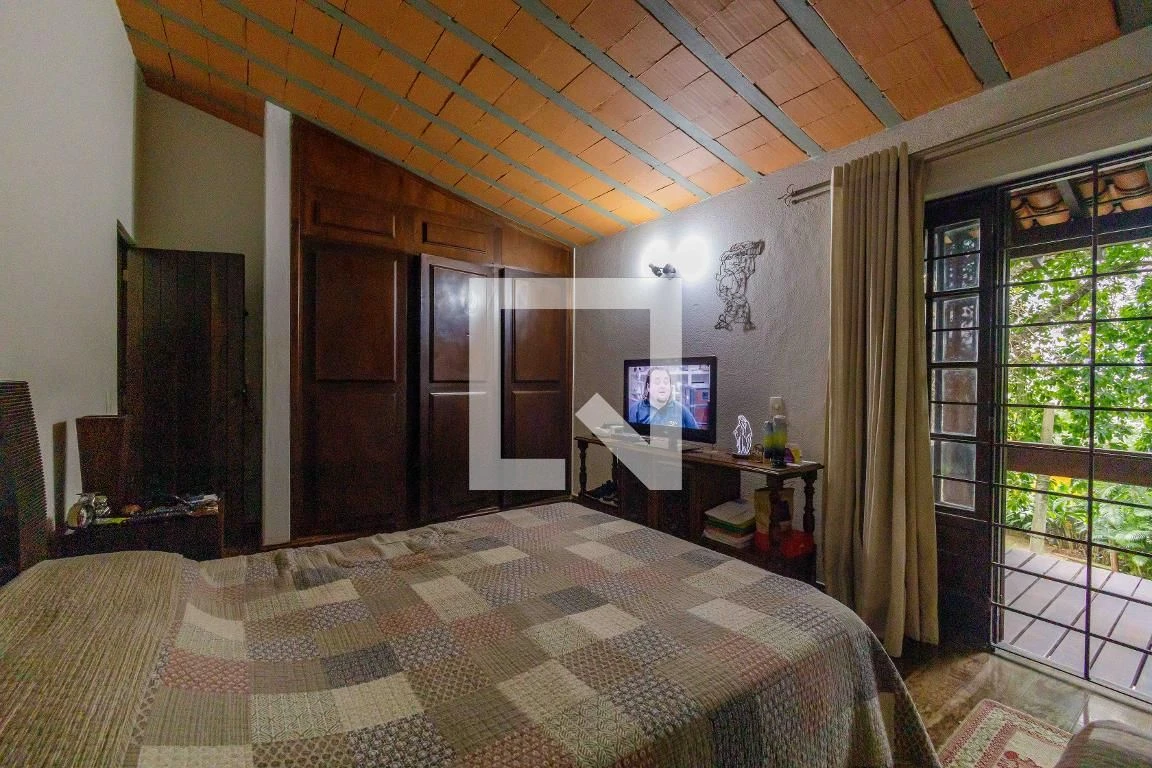 4-bedroom house with a walk-in closet in Rio de Janeiro — photo 24