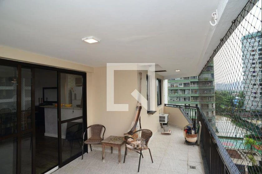 108 m² rental apartment with 2 en-suite bedrooms — photo 26