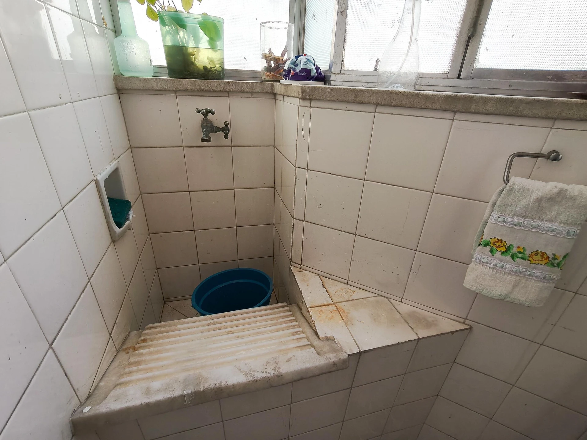 Home office in a 3-bedroom apartment, 70 m² — photo 44