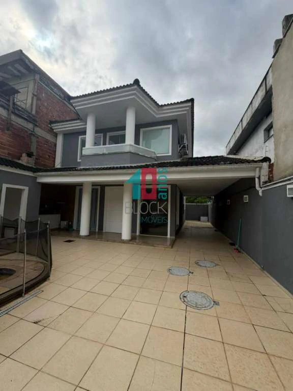 Casa em condomínio com 3 suítes e 280 m² — photo 4