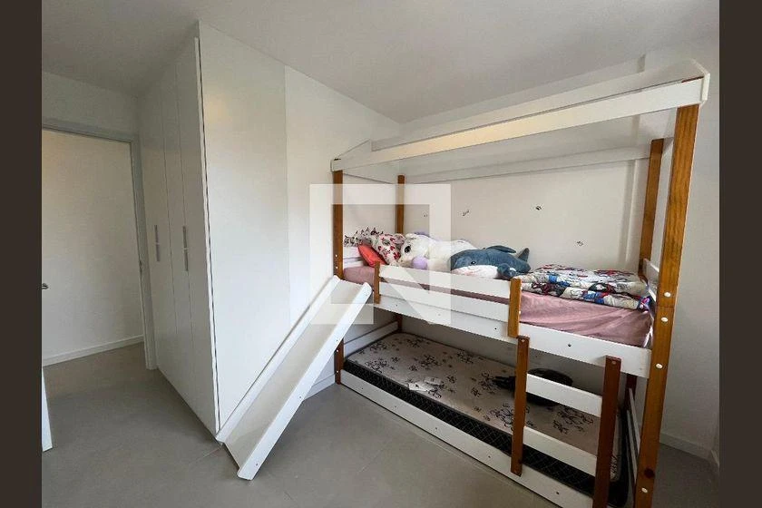 Balcony with a grill in a 3-bedroom apartment, 89 m² — photo 27