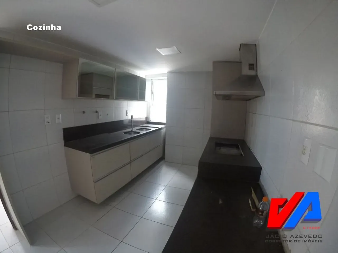 3-bedroom apartment in a building with a gym — photo 11