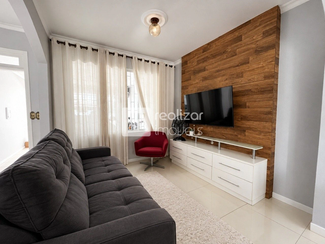 3-bedroom house with a garden in Florianópolis