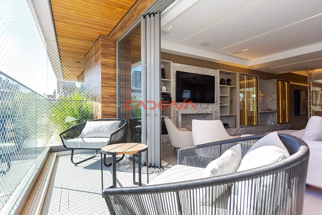 Furnished apartment with 3 en-suite bedrooms and 3 parking — photo 9