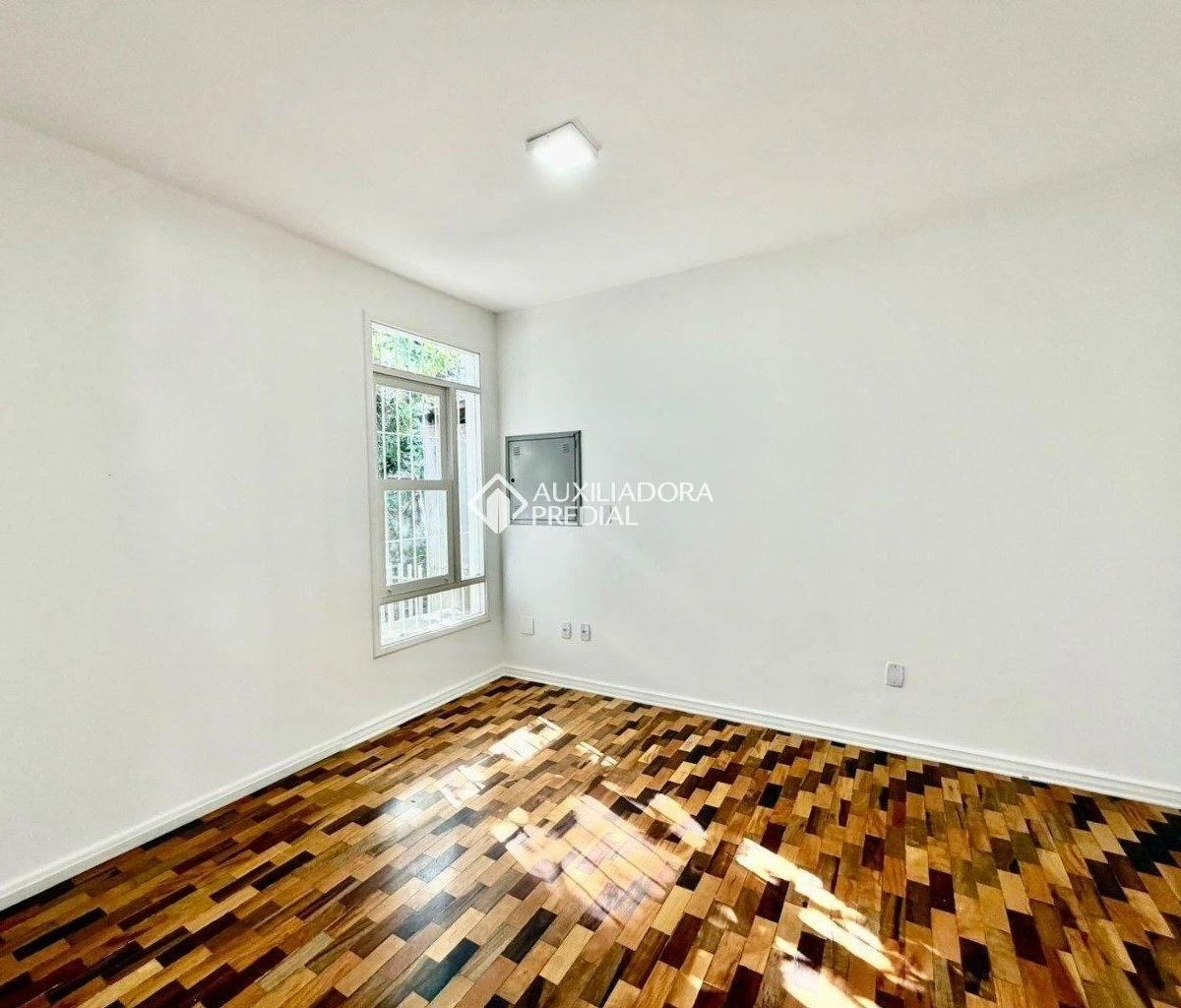 Casa de 6 quartos com varanda gourmet, Agronômica — photo 3