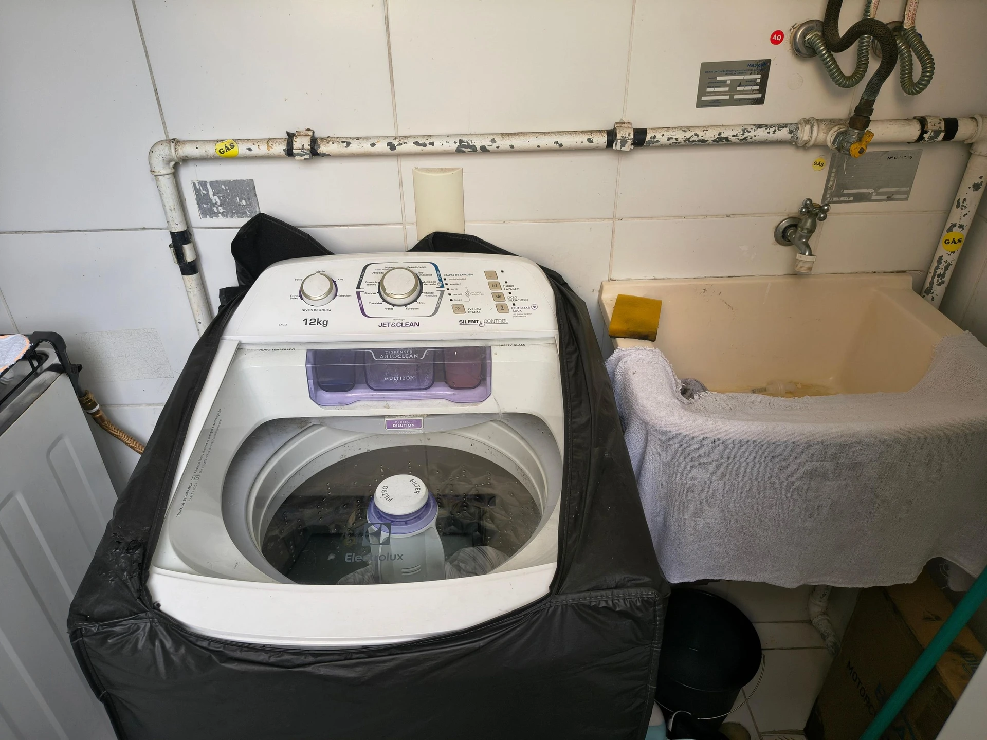 Washing machine in a 2-bedroom apartment, 46 m² — photo 24