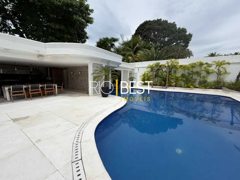 House with 6 en-suite bedrooms and private garden, 1000 m² — photo 23