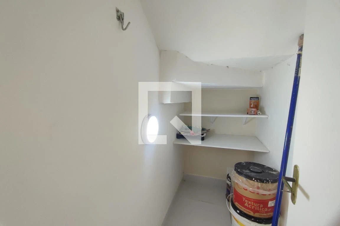 Unfurnished house with 3 bedrooms and 4 bathrooms — photo 43