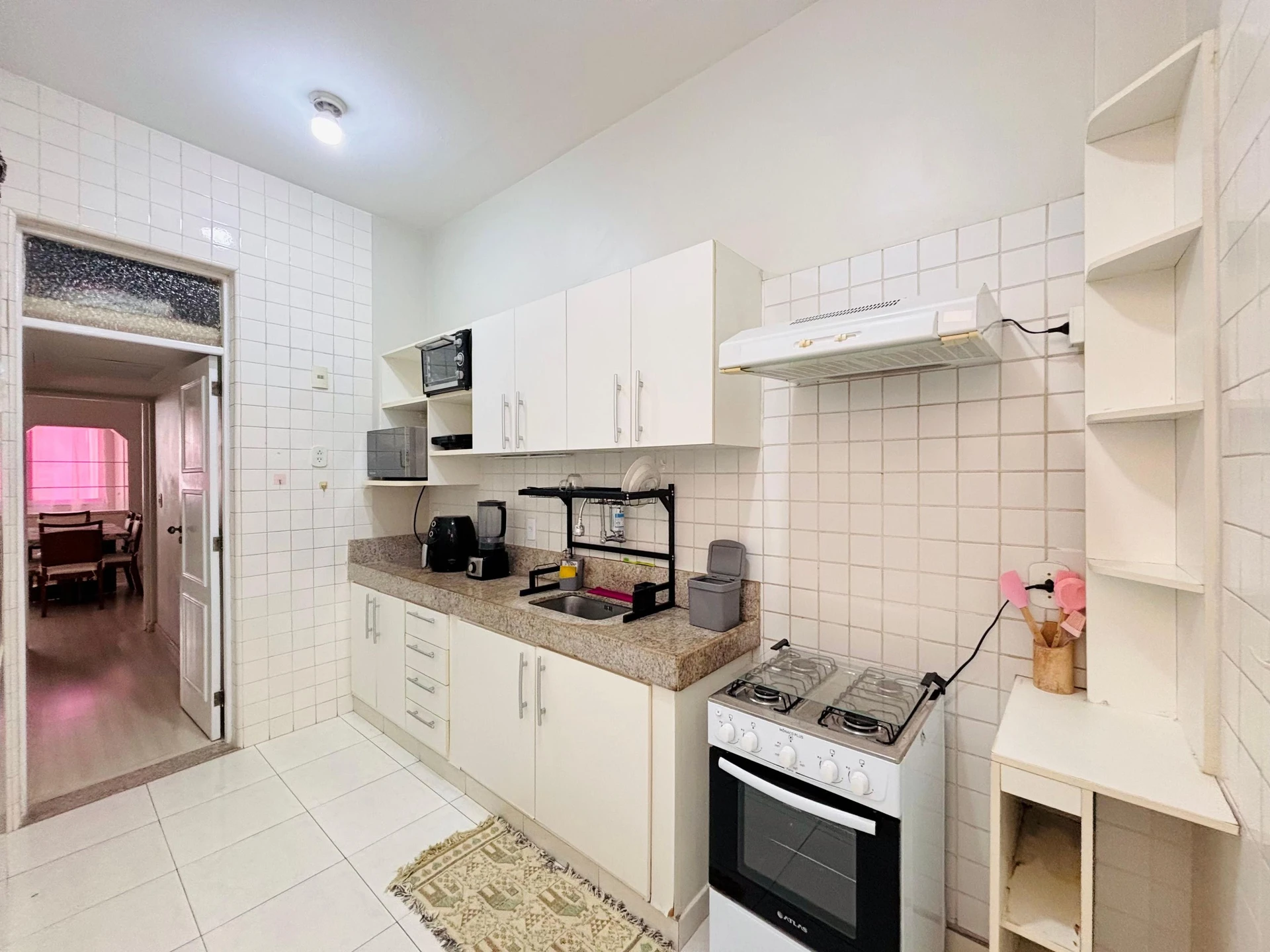 Mountain view in a 3-bedroom apartment, 120 m² — photo 2